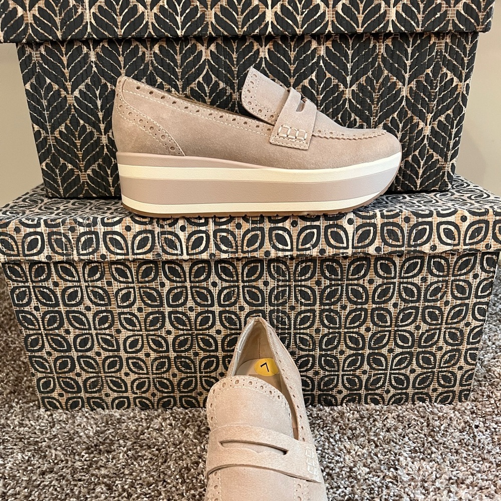 Dolce Vita Jeeta Platform Sneaker